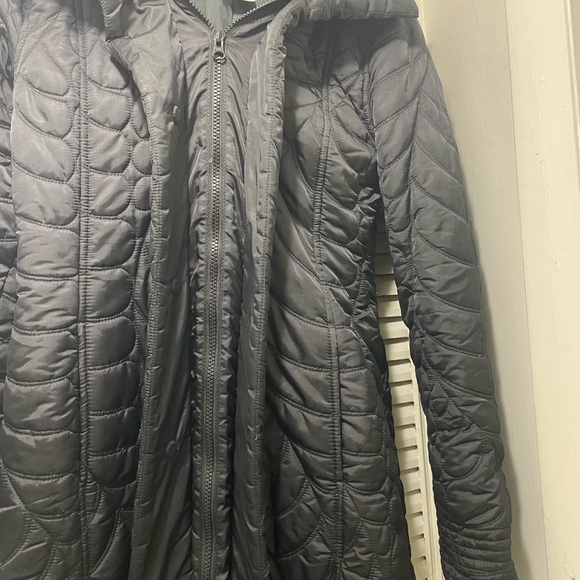 Armani Exchange A|X  Women's Down Black Winter Quilted Puffer Jacket XS - Picture 2 of 8